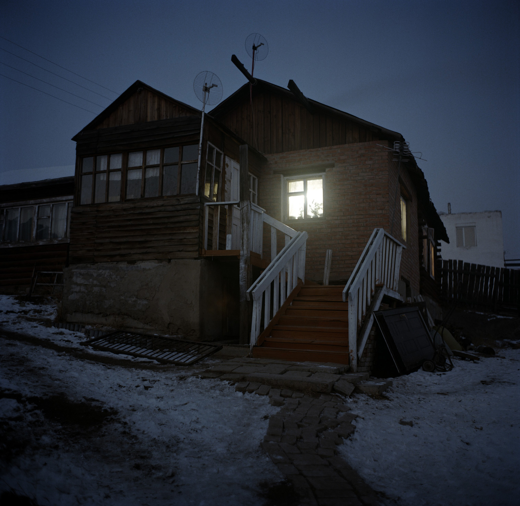 Mongolian (Urban) Homes Metropolitics